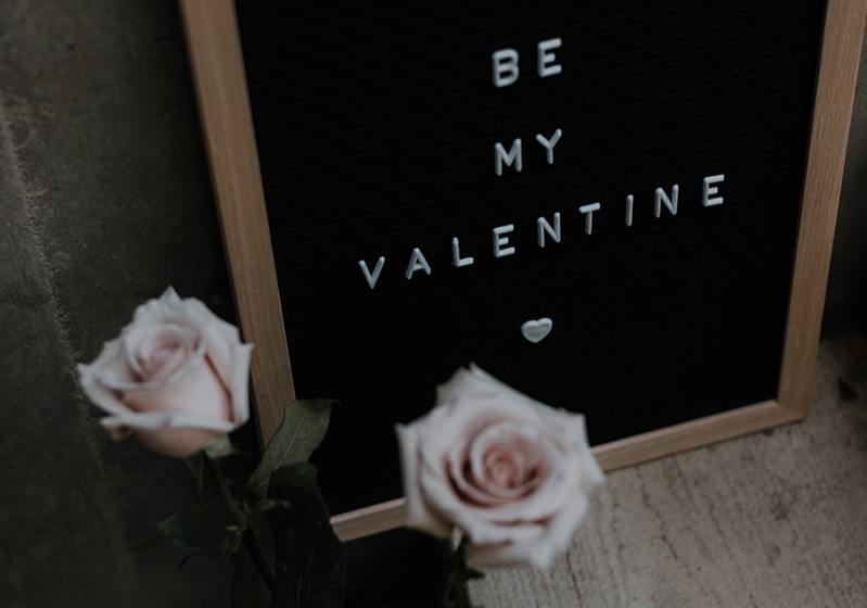 Special Day Messages: Notes to Write to Your Lover